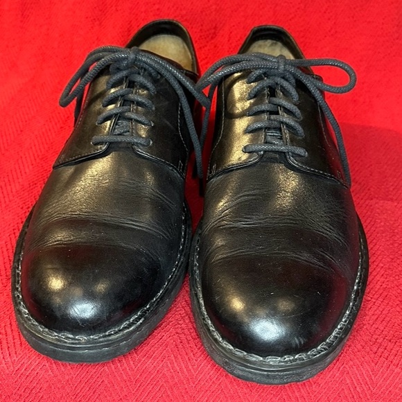 Born Black Leather Shoes - Picture 7 of 8